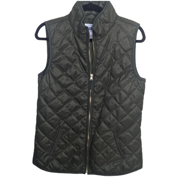 Old Navy Women's Olive Green Quilted Puffer Vest 🌲 - Picture 3 of 8